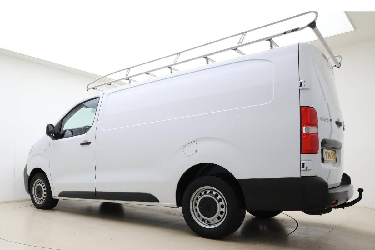 Opel Vivaro Opel Vivaro 2.0 Diesel 145 L3 | Trekhaak | Imperiaal | 3-Zits | Achteruitrijcamera | Apple Carplay/Android Auto | Airco