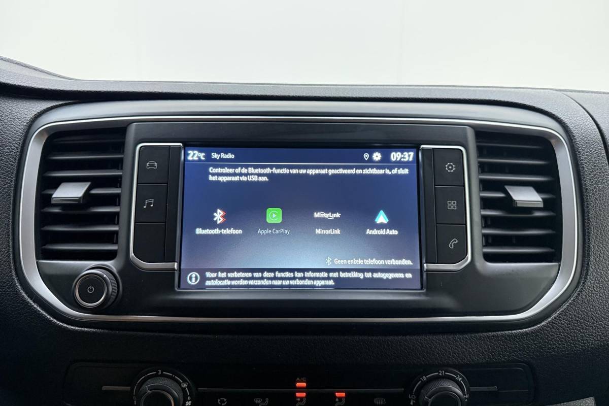 Opel Vivaro Opel Vivaro 2.0 Diesel 145 L3 | Trekhaak | Imperiaal | 3-Zits | Achteruitrijcamera | Apple Carplay/Android Auto | Airco