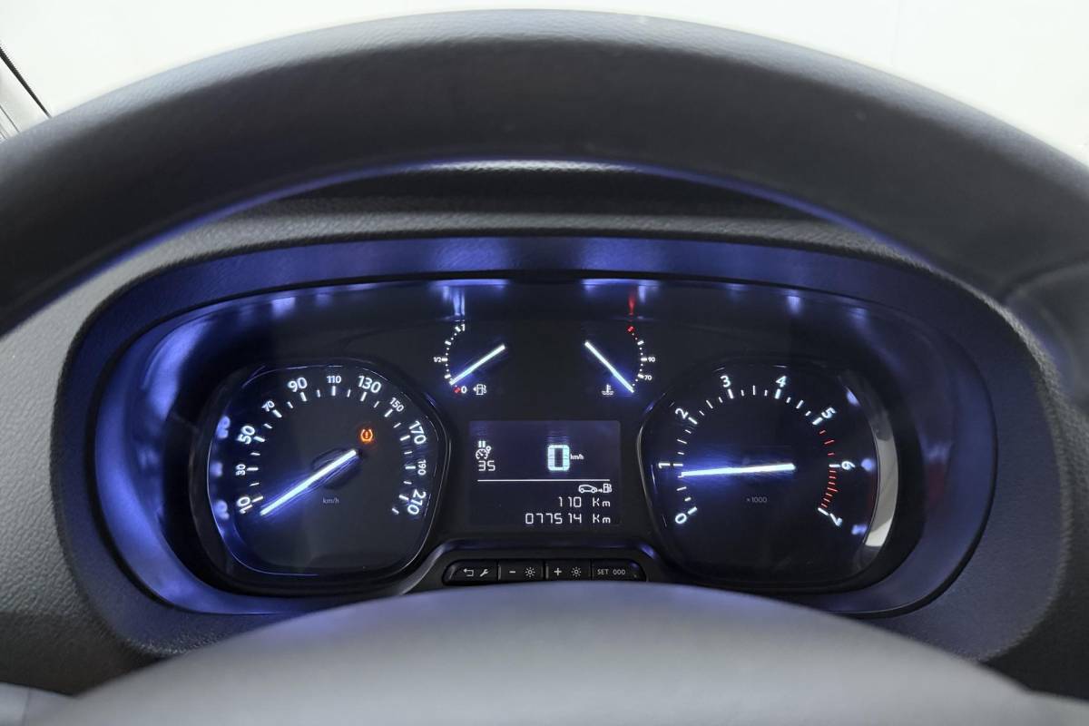 Opel Vivaro Opel Vivaro 2.0 Diesel 145 L3 | Trekhaak | Imperiaal | 3-Zits | Achteruitrijcamera | Apple Carplay/Android Auto | Airco