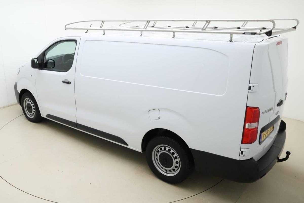 Opel Vivaro Opel Vivaro 2.0 Diesel 145 L3 | Trekhaak | Imperiaal | 3-Zits | Achteruitrijcamera | Apple Carplay/Android Auto | Airco