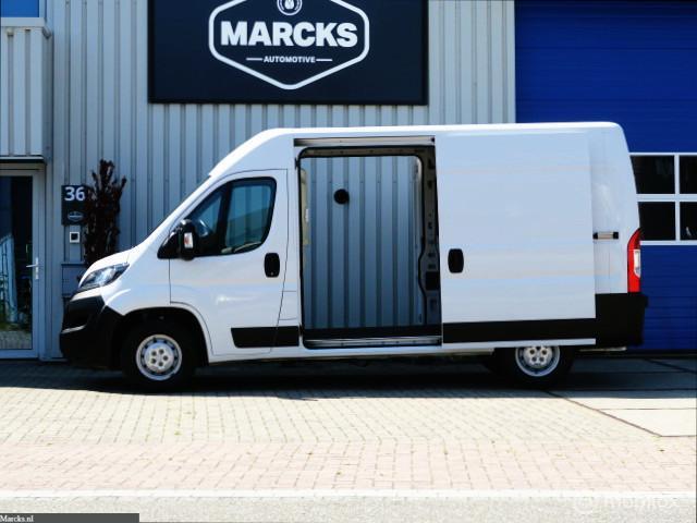 Peugeot Boxer Peugeot Boxer Bestel 333 2.2 BlueHDi 120 L2H2 2x SCHUIFDEUR