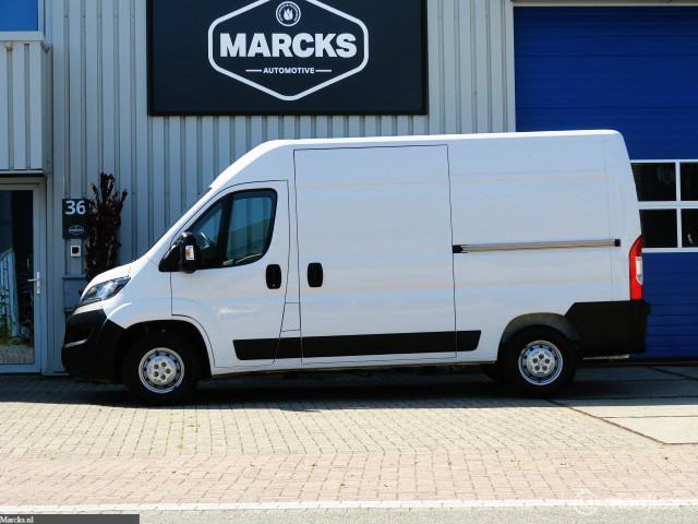 Peugeot Boxer Peugeot Boxer Bestel 333 2.2 BlueHDi 120 L2H2 2x SCHUIFDEUR