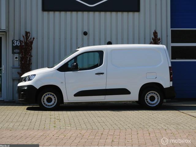 Peugeot Partner Peugeot Partner 1.5 BlueHDI Pro Camera*Navigatie*EURO6*1e EIG
