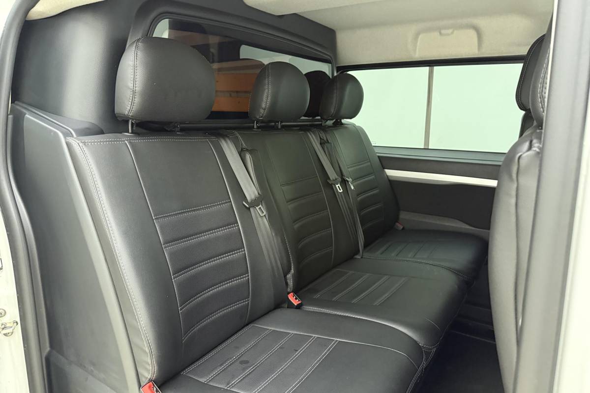 Citroën Jumpy Citroen Jumpy 2.0 BlueHDI 120pk HDI Dubbel Cabine | 6-Zits | Airco | Trekhaak | Lichtmetalen velgen | Cruise control | Airco | Laadruimte betimmerd | Parkeersensoren