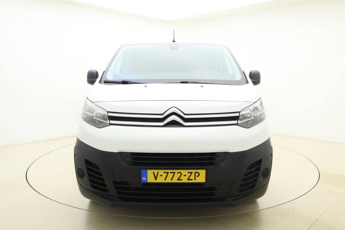 Citroën Jumpy Citroen Jumpy 2.0 BlueHDI 120pk HDI Dubbel Cabine | 6-Zits | Airco | Trekhaak | Lichtmetalen velgen | Cruise control | Airco | Laadruimte betimmerd | Parkeersensoren