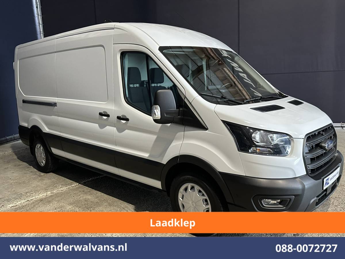 Ford Transit Ford Transit 2.0 TDCI 131pk L3H2 ** Laadklep ** Euro6 Airco | Camera | Navigatie | Apple Carplay | Adaptieve Cruisecontrol Android Auto, Parkeersensoren, Verwarmde voorruit, Stoelverwarming, Bijrijdersbank