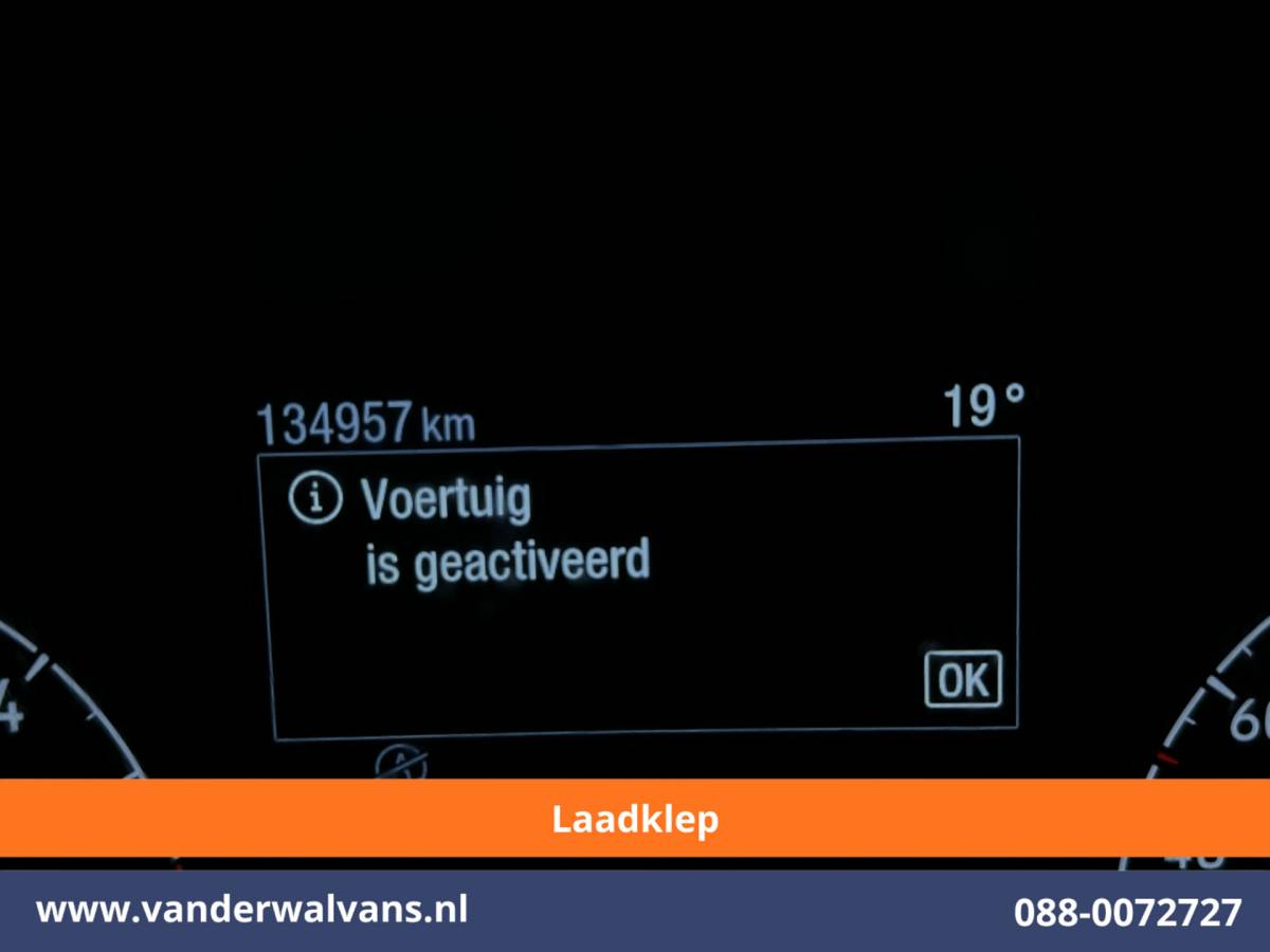 Ford Transit Ford Transit 2.0 TDCI 131pk L3H2 ** Laadklep ** Euro6 Airco | Camera | Navigatie | Apple Carplay | Adaptieve Cruisecontrol Android Auto, Parkeersensoren, Verwarmde voorruit, Stoelverwarming, Bijrijdersbank