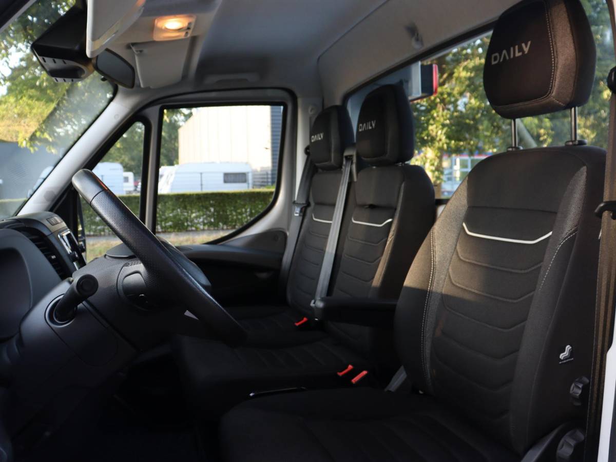 Iveco Daily Iveco 50c21 Daily 3.0 410 | Auto transporter | Tijhof | Navigatie | Radio | Bluetooth | USB Audio | Electrische lier
