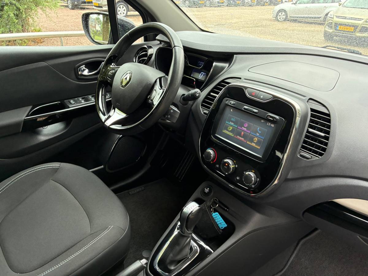 Renault Captur Renault Captur 1.2 TCe Limited | Automaat + Cruise + Airco nu € 9.975,-!!!
