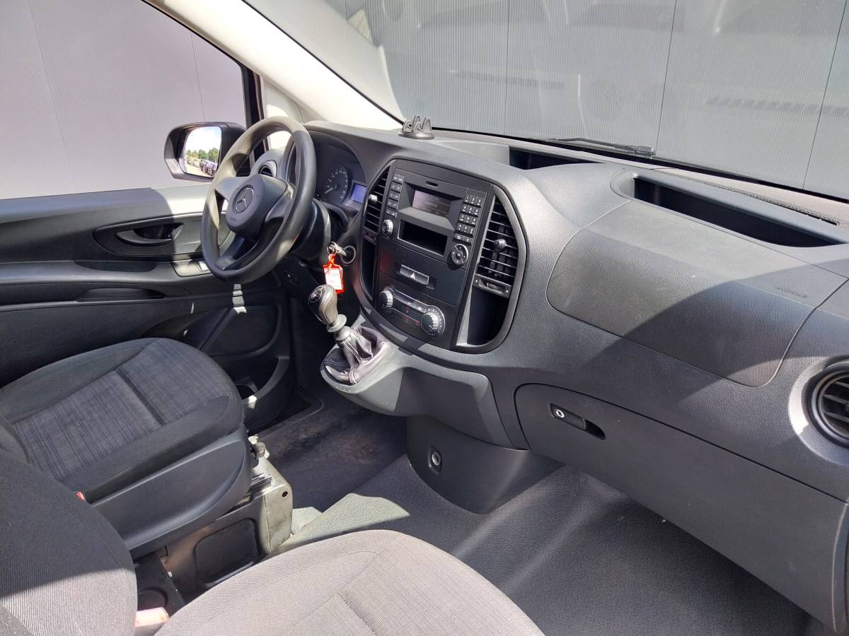 Mercedes-Benz Vito Mercedes-Benz Vito 111 CDI AIRCO TREKHAAK L2 H1