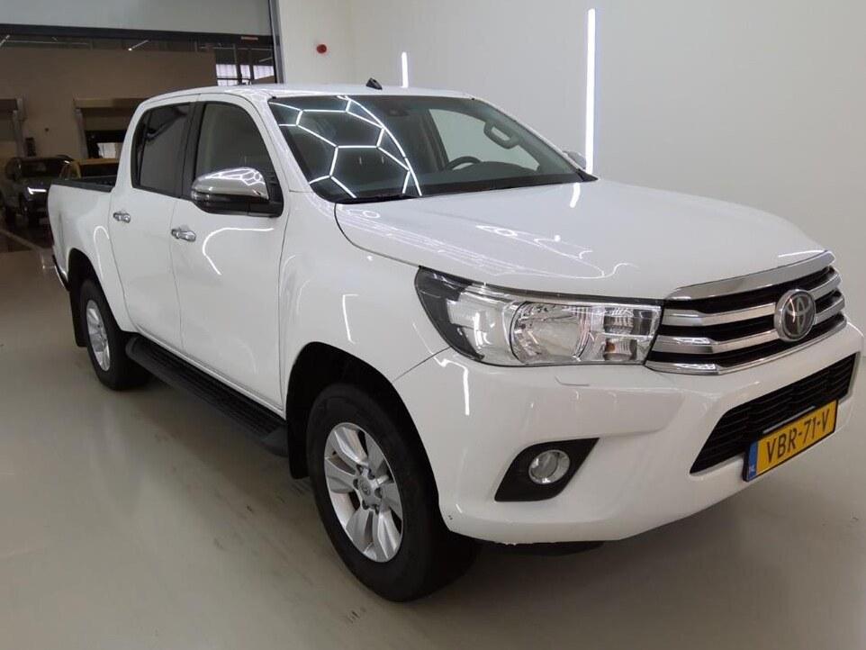 Toyota Hilux Toyota HiLux 2.4 D-4D AUTOMAAT 4WD 4×4 Double Cab