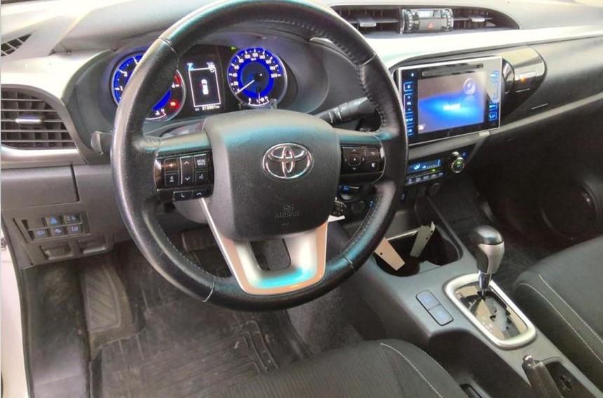 Toyota Hilux Toyota HiLux 2.4 D-4D AUTOMAAT 4WD 4×4 Double Cab