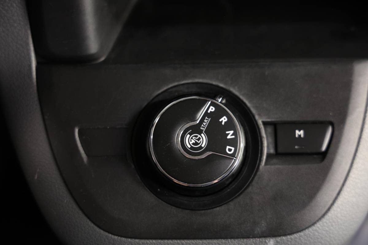 Peugeot Expert Peugeot Expert 2.0 180PK AUTOMAAT L3H1 LANG