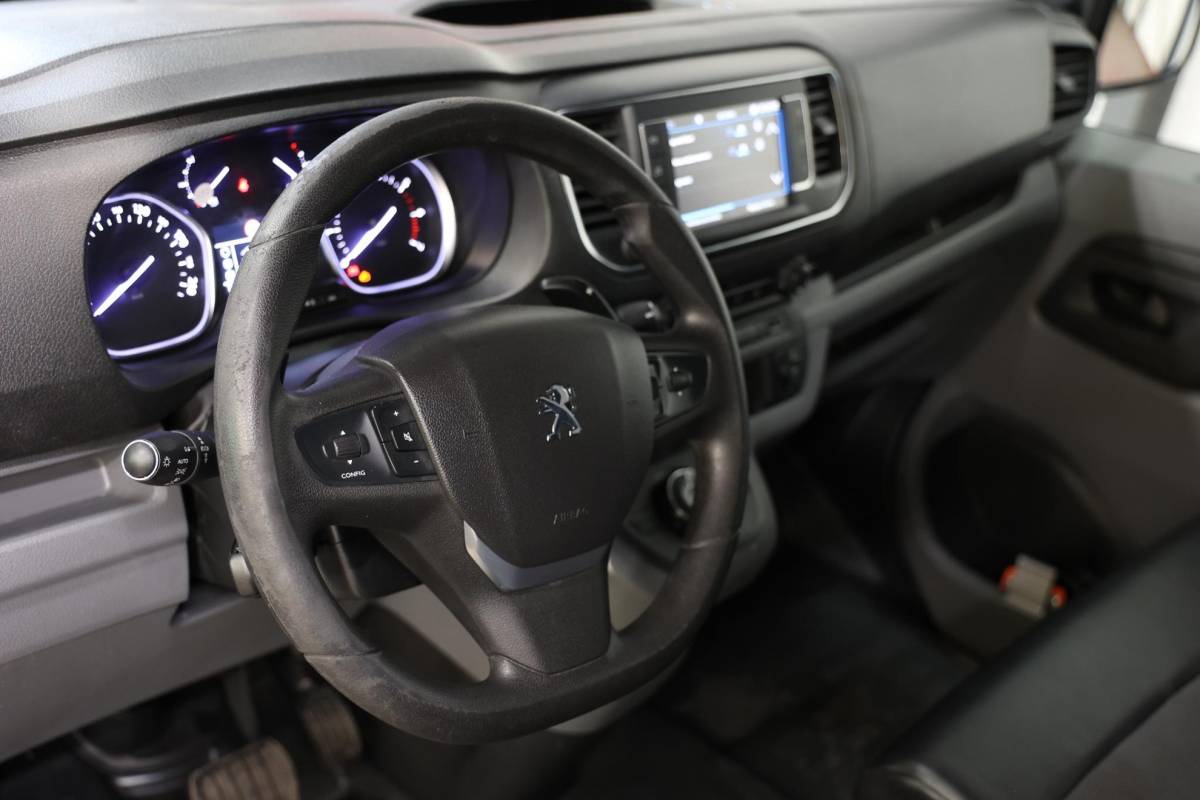Peugeot Expert Peugeot Expert 2.0 180PK AUTOMAAT L3H1 LANG