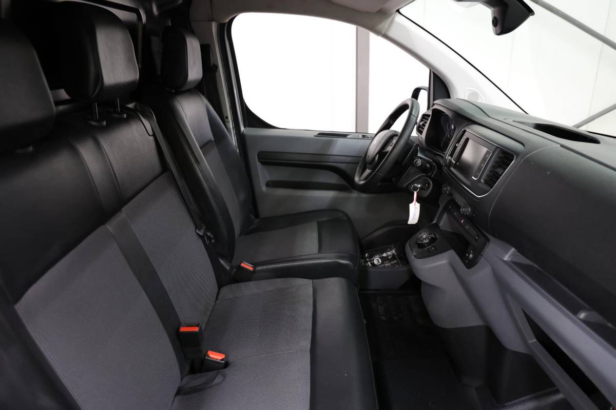Peugeot Expert Peugeot Expert 2.0 180PK AUTOMAAT L3H1 LANG