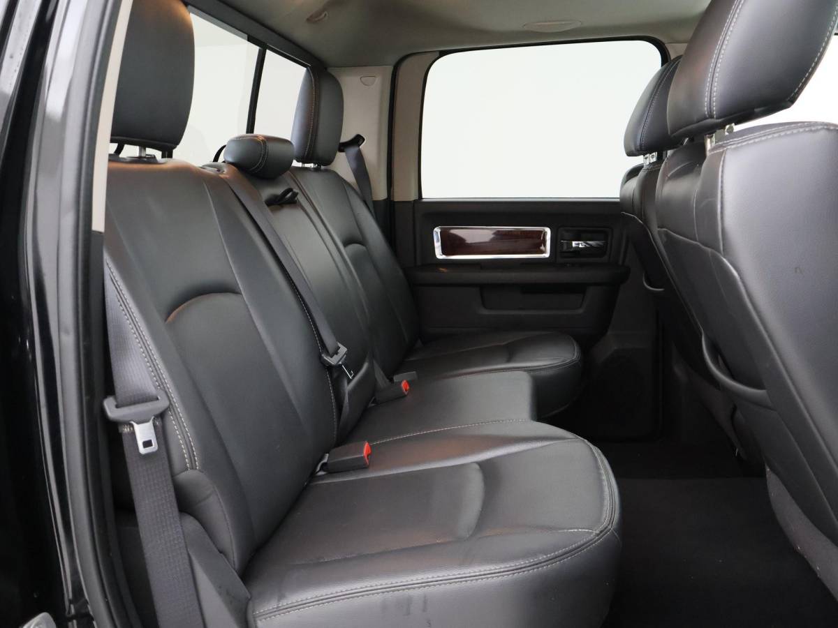 Dodge Ram 1500 Dodge Ram 1500 5.7 V8 HEMI 4X4 LPG LARAMIE + STOELVENTILATIE | SCHUIFDAK | STUURVERW. | ALPINE AUDIO