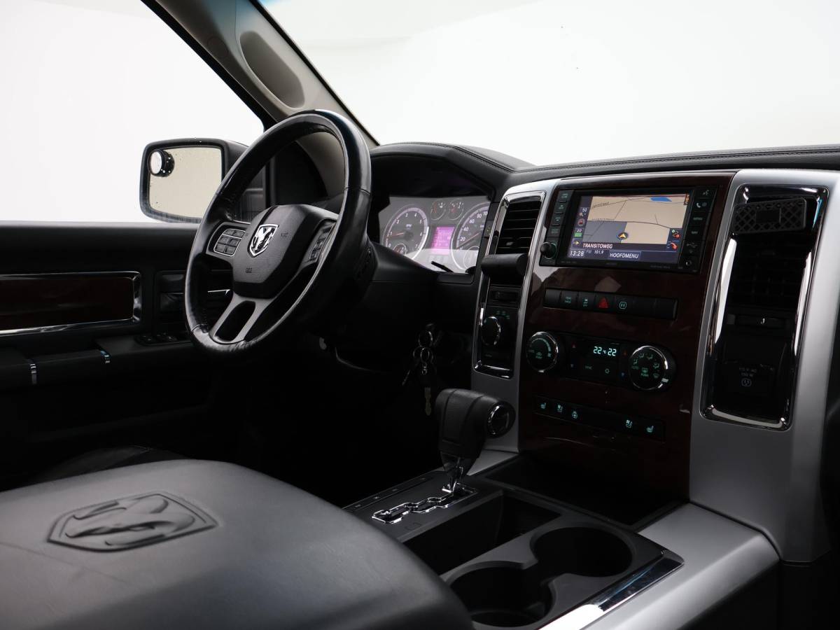 Dodge Ram 1500 Dodge Ram 1500 5.7 V8 HEMI 4X4 LPG LARAMIE + STOELVENTILATIE | SCHUIFDAK | STUURVERW. | ALPINE AUDIO