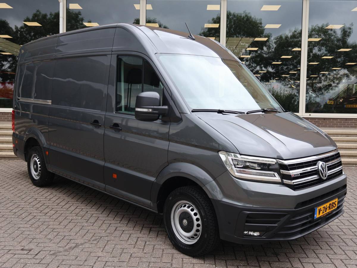 Volkswagen Crafter Volkswagen Crafter 35 2.0 TDI 177 PK 4MOTION 4X4 DSG L3H3 + 3000 KG TH | LED | MASSAGE | STANDKACHEL