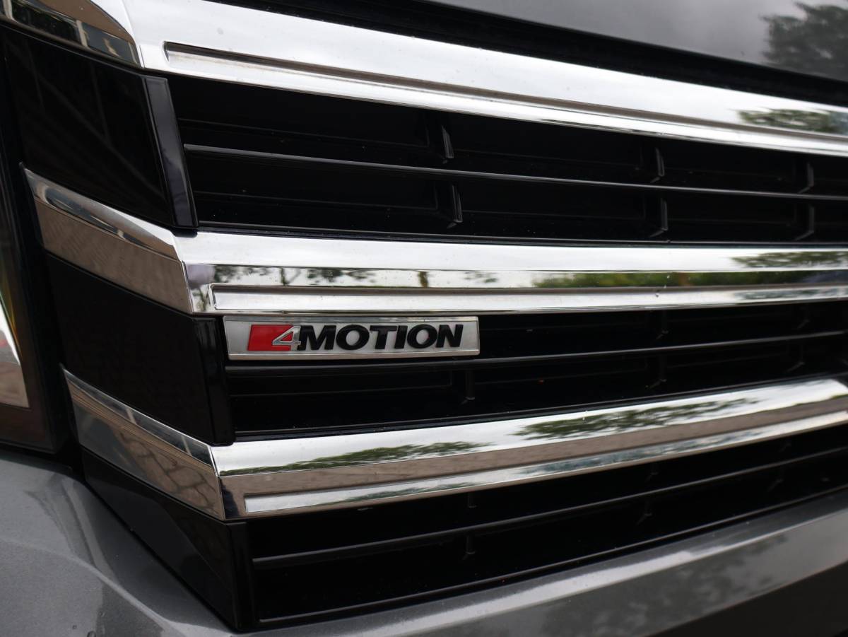 Volkswagen Crafter Volkswagen Crafter 35 2.0 TDI 177 PK 4MOTION 4X4 DSG L3H3 + 3000 KG TH | LED | MASSAGE | STANDKACHEL