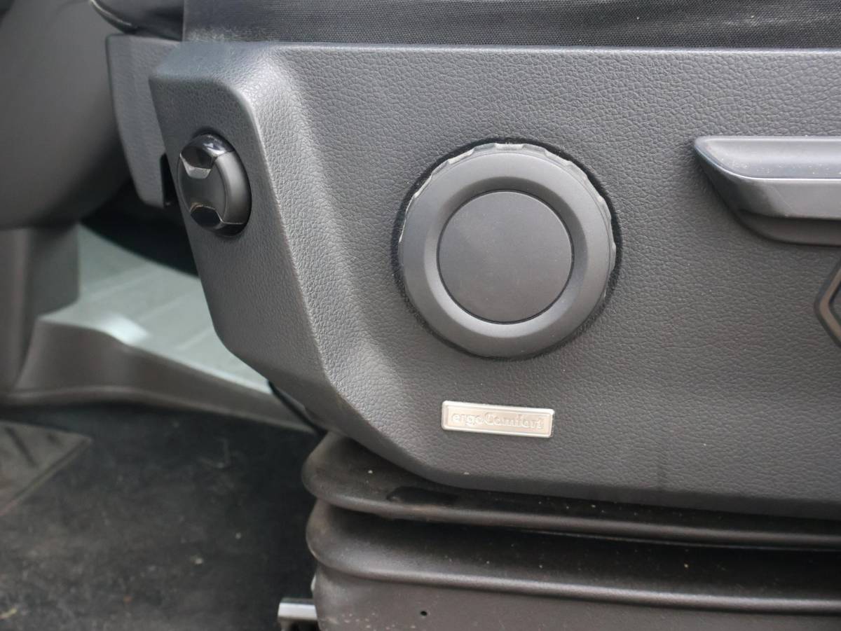 Volkswagen Crafter Volkswagen Crafter 35 2.0 TDI 140 PK DSG L4H3 + 3000 KG TREKHAAK | CAMERA | CARPLAY | NAVIGATIE
