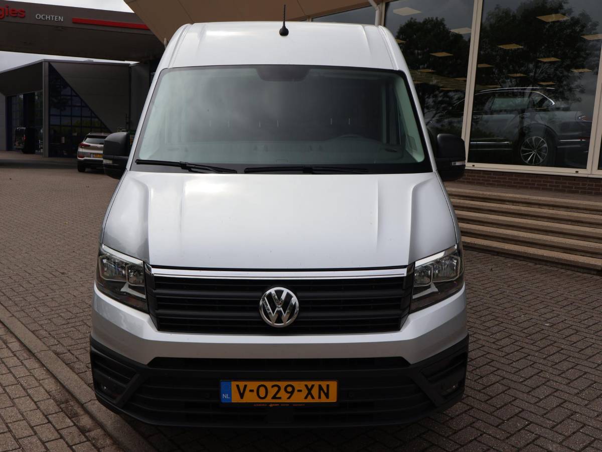 Volkswagen Crafter Volkswagen Crafter 35 2.0 TDI 140 PK DSG L4H3 + 3000 KG TREKHAAK | CAMERA | CARPLAY | NAVIGATIE