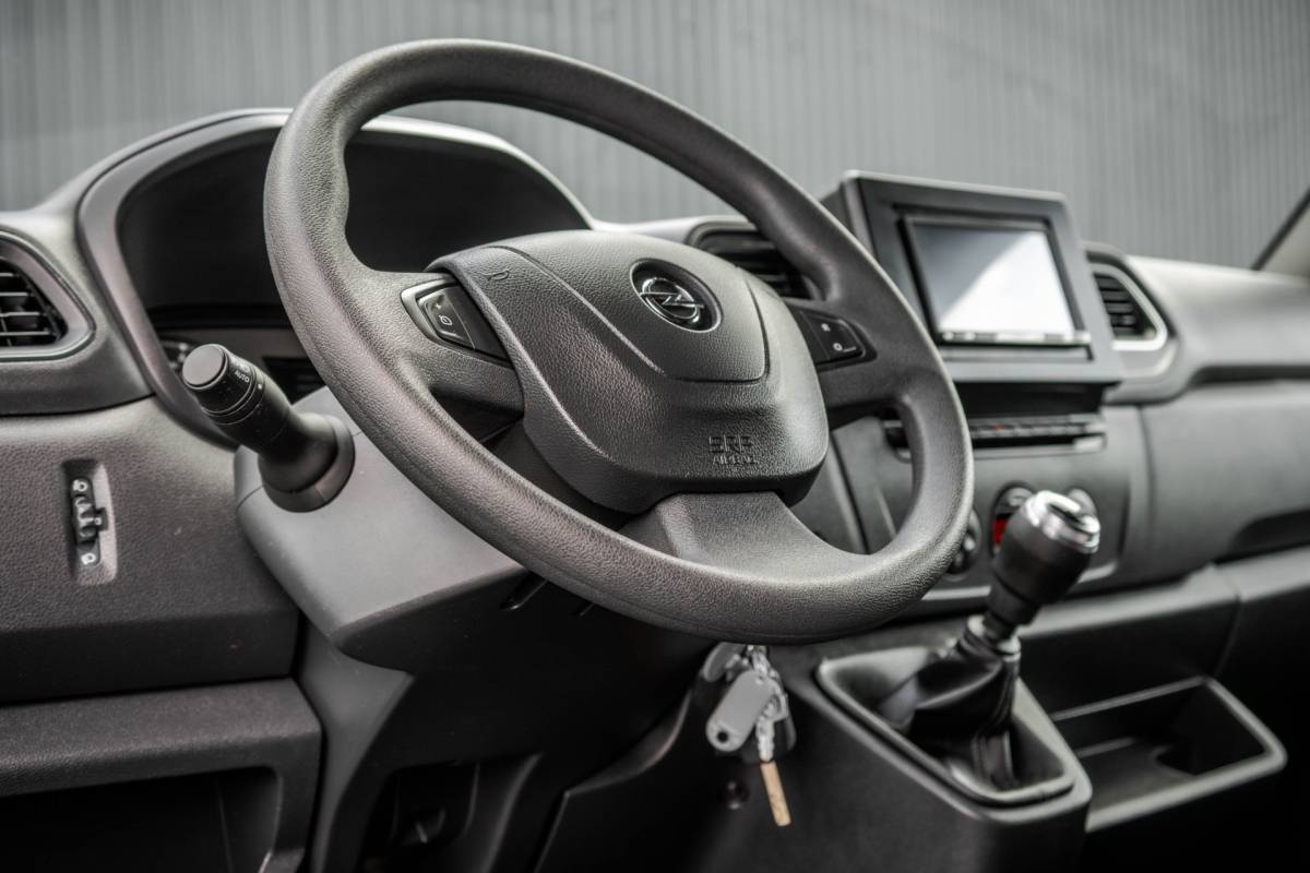 Opel Movano Opel Movano **2.3 CDTI BiTurbo | Bakwagen met Laadklep | Euro 6 | 146 PK | Airco | Cruise | Navigatie | MF Stuur**