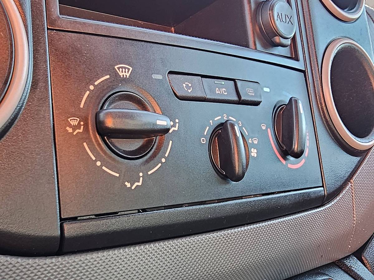 Citroën Berlingo CITROEN BERLINGO 1.6 4×4 nap airco euro6!