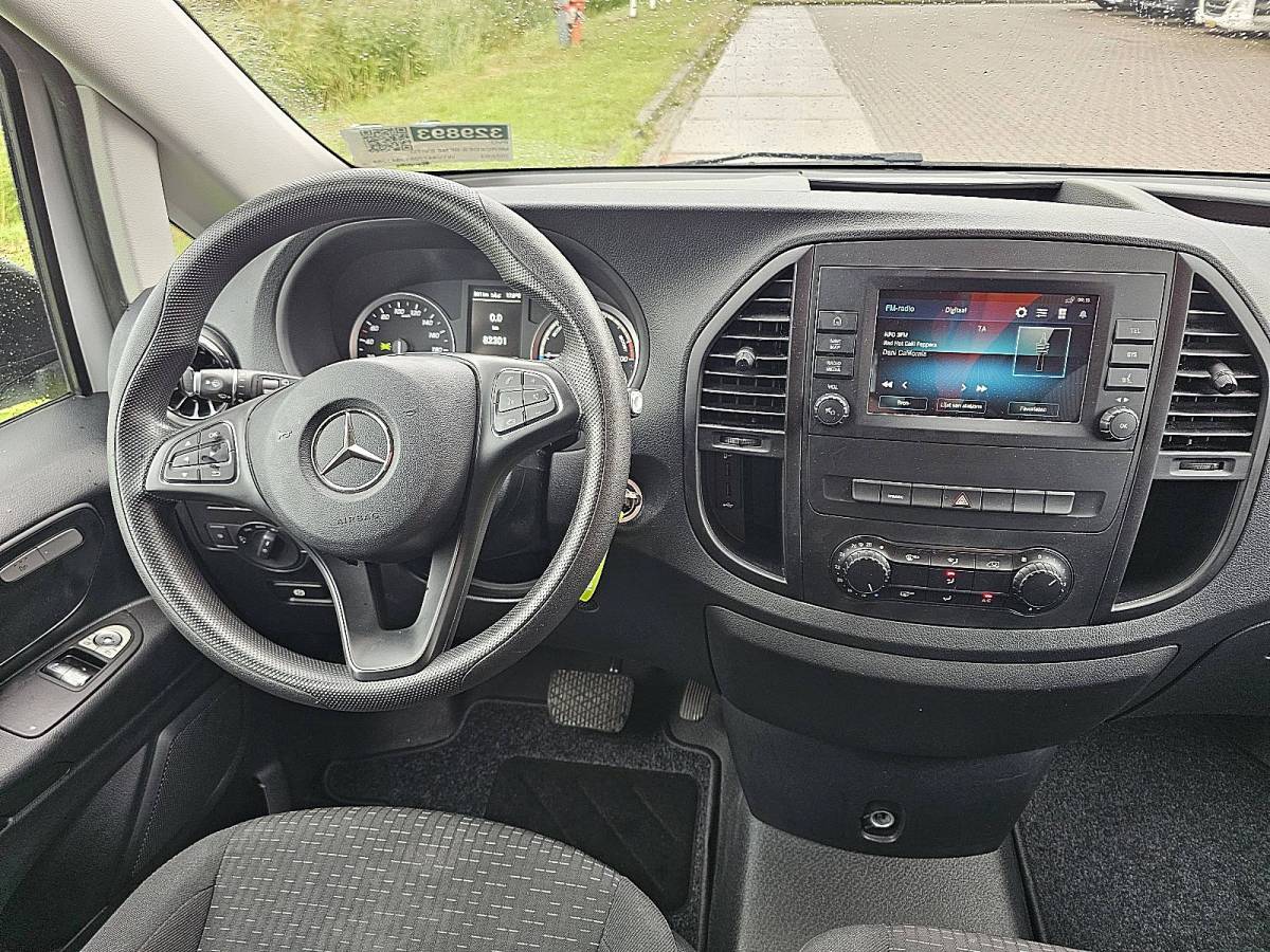 Mercedes-Benz eVito MERCEDES-BENZ EVITO 90kwh 332 kms wltp!!