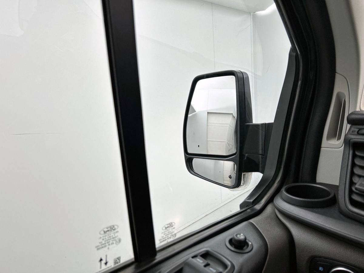 Ford Transit Custom Ford Transit Custom 300 2.0 TDCI Automaat L2H1 Trend Dubbele Cabine Airco Navigatie Cruisecontrol Camera PDCVA Trekhaak