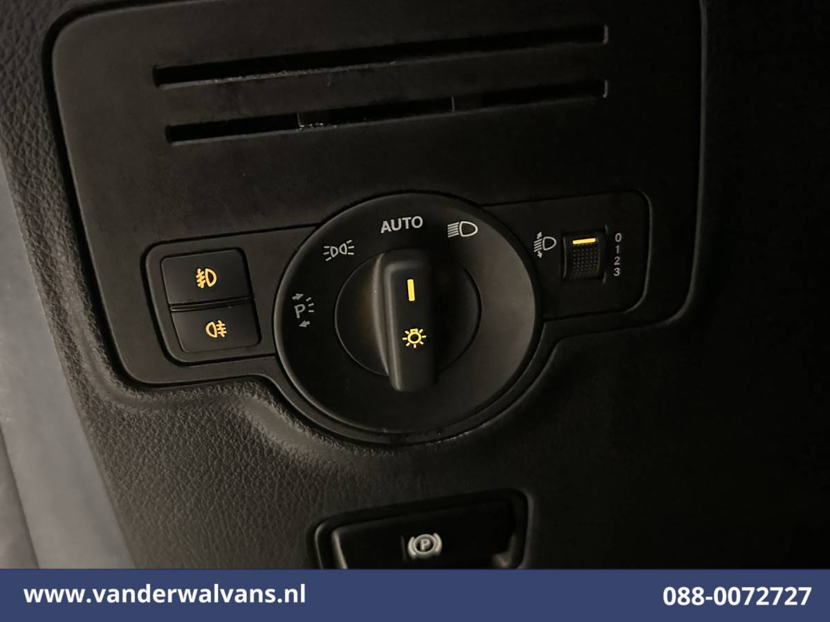 Mercedes-Benz Vito Mercedes-Benz Vito 116 CDI 164pk L2H1 Euro6 Airco | Camera | Apple Carplay | Cruisecontrol Android Auto, Bijrijdersbank