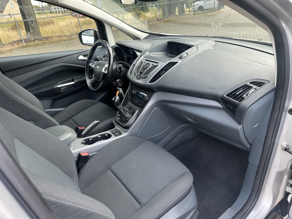 Ford C-MAX Ford C-Max 1.6 Titanium 2015 Zeer betrouwbaar geen ecoboost!