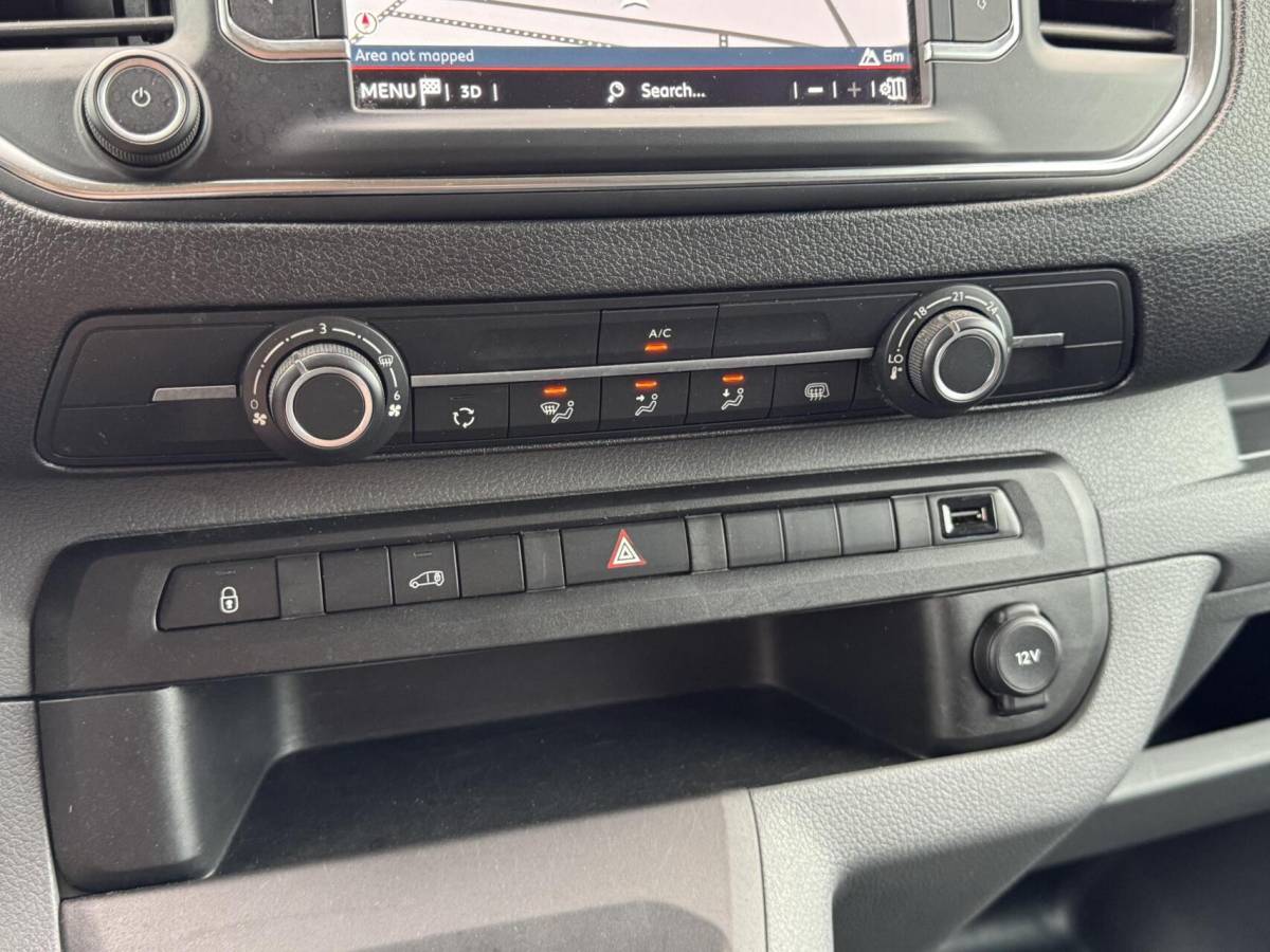 Citroën Jumpy Citroen Jumpy 2.0 BlueHDI 120pk M Driver Trekhaak/Carplay/Navi/PDC/Imperiaal