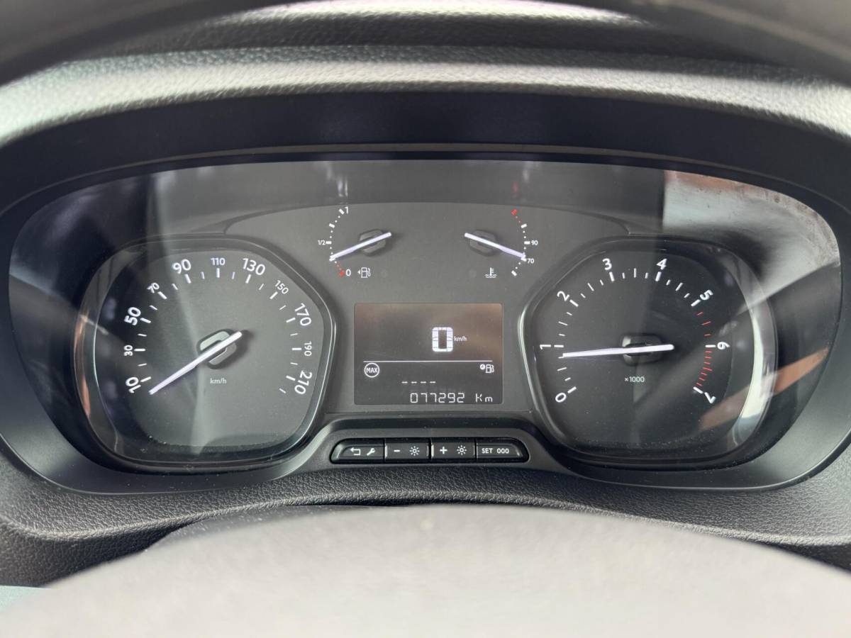 Citroën Jumpy Citroen Jumpy 2.0 BlueHDI 120pk M Driver Trekhaak/Carplay/Navi/PDC/Imperiaal