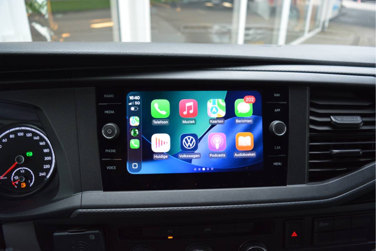 Volkswagen Transporter Volkswagen Transporter 2.0 TDI 150PK L2 Comfortline Executive Plus | MARGE | Cruise | Carplay | Navi | Trekhaak |