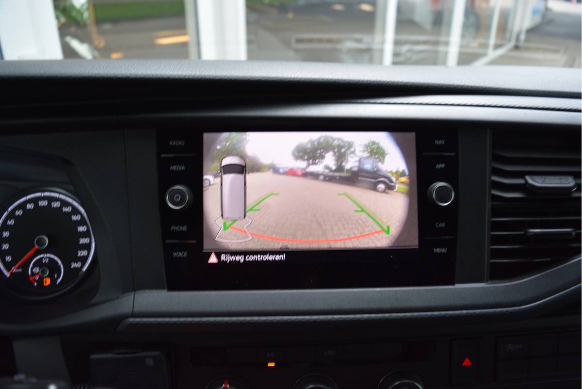Volkswagen Transporter Volkswagen Transporter 2.0 TDI 150PK L2 Comfortline Executive Plus | MARGE | Cruise | Carplay | Navi | Trekhaak |