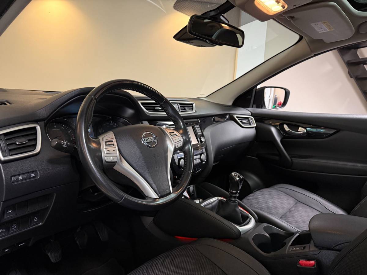 Nissan QASHQAI Nissan Qashqai 1.2 Tekna + *Pano* Stoelverw.|360’Camera|Navi|Cruise|DAB|19”|BT|Lane-Assist|Blind-spot