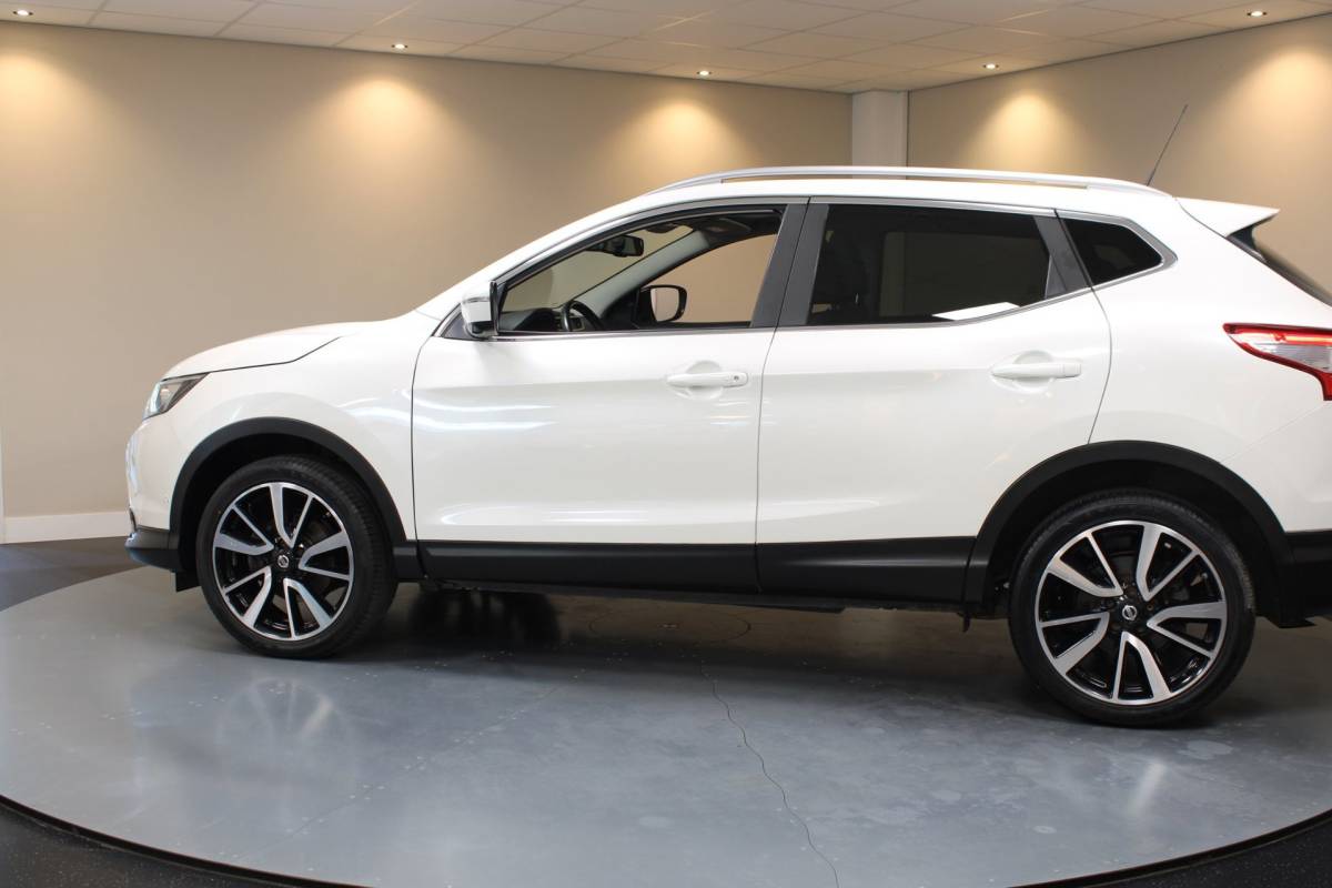 Nissan QASHQAI Nissan Qashqai 1.2 Tekna + *Pano* Stoelverw.|360’Camera|Navi|Cruise|DAB|19”|BT|Lane-Assist|Blind-spot