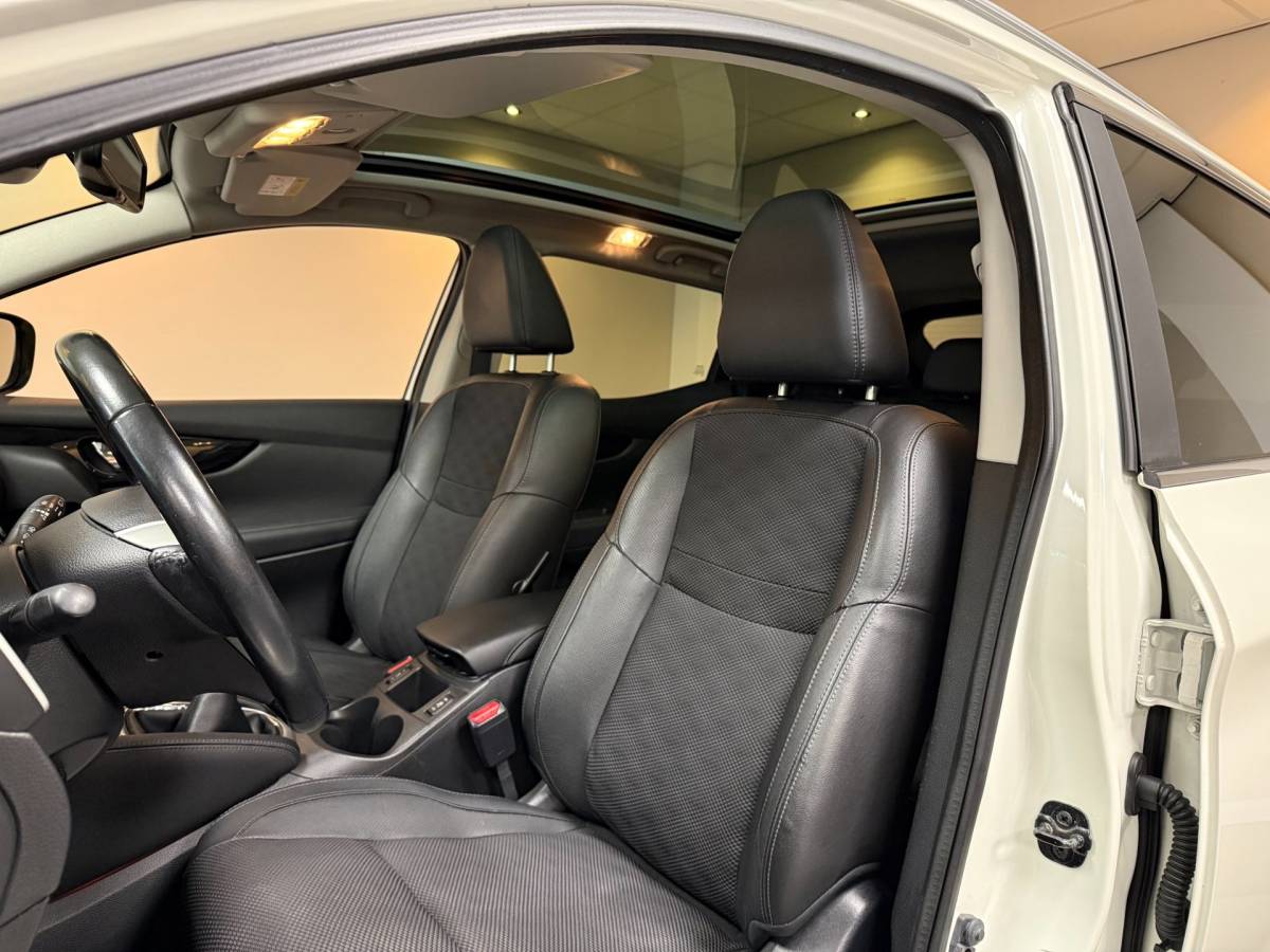 Nissan QASHQAI Nissan Qashqai 1.2 Tekna + *Pano* Stoelverw.|360’Camera|Navi|Cruise|DAB|19”|BT|Lane-Assist|Blind-spot