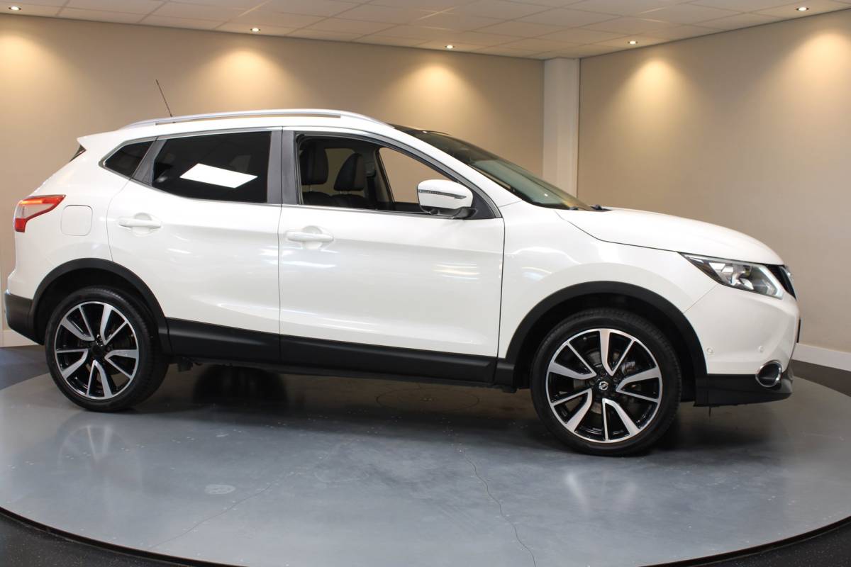 Nissan QASHQAI Nissan Qashqai 1.2 Tekna + *Pano* Stoelverw.|360’Camera|Navi|Cruise|DAB|19”|BT|Lane-Assist|Blind-spot
