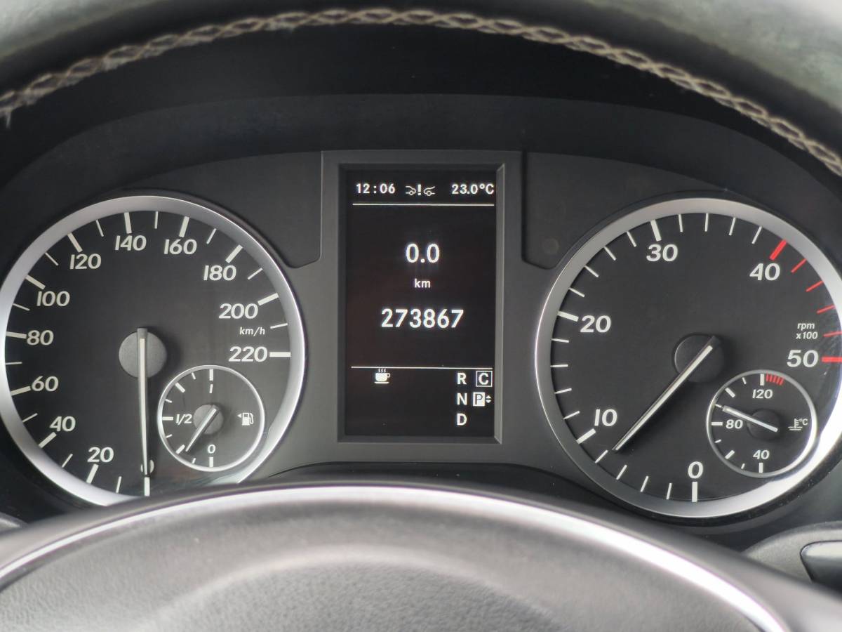 Mercedes-Benz Vito Mercedes-Benz Vito 114CDI DUBBELE CABINE AUT LANG LED PDC TREKHAAK CLIMATE CRUISE