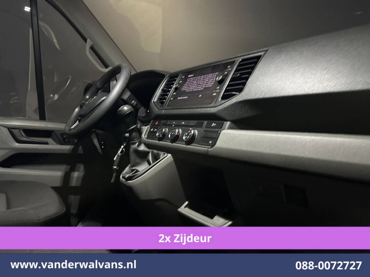 Volkswagen Crafter Volkswagen Crafter 2.0 TDI 177pk L3H3 L2H2 Euro6 Airco | 2x Zijdeur | Camera | Navigatie | Apple Carplay Android Auto, Bijrijdersbank