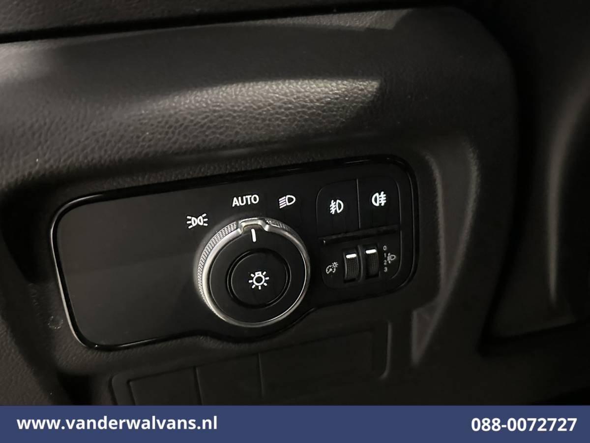 Mercedes-Benz Citan Mercedes-Benz Citan 112 CDI 116pk L1H1 Euro6 Airco | Camera | Apple Carplay | LED | LM velgen | Cruisecontrol Android Auto, Stoelverwarming, Parkeersensoren