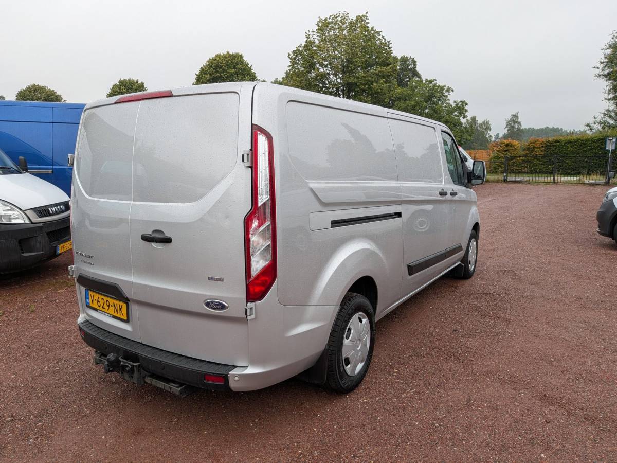 Ford Transit Custom Ford Transit Custom 300 2.0 TDCI L2H1 Airco / Cruise / Navi