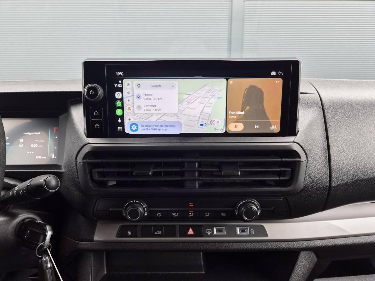 Opel Vivaro Opel Vivaro 2.0 L3 Automaat Carplay Camera Cruise Trekhaak