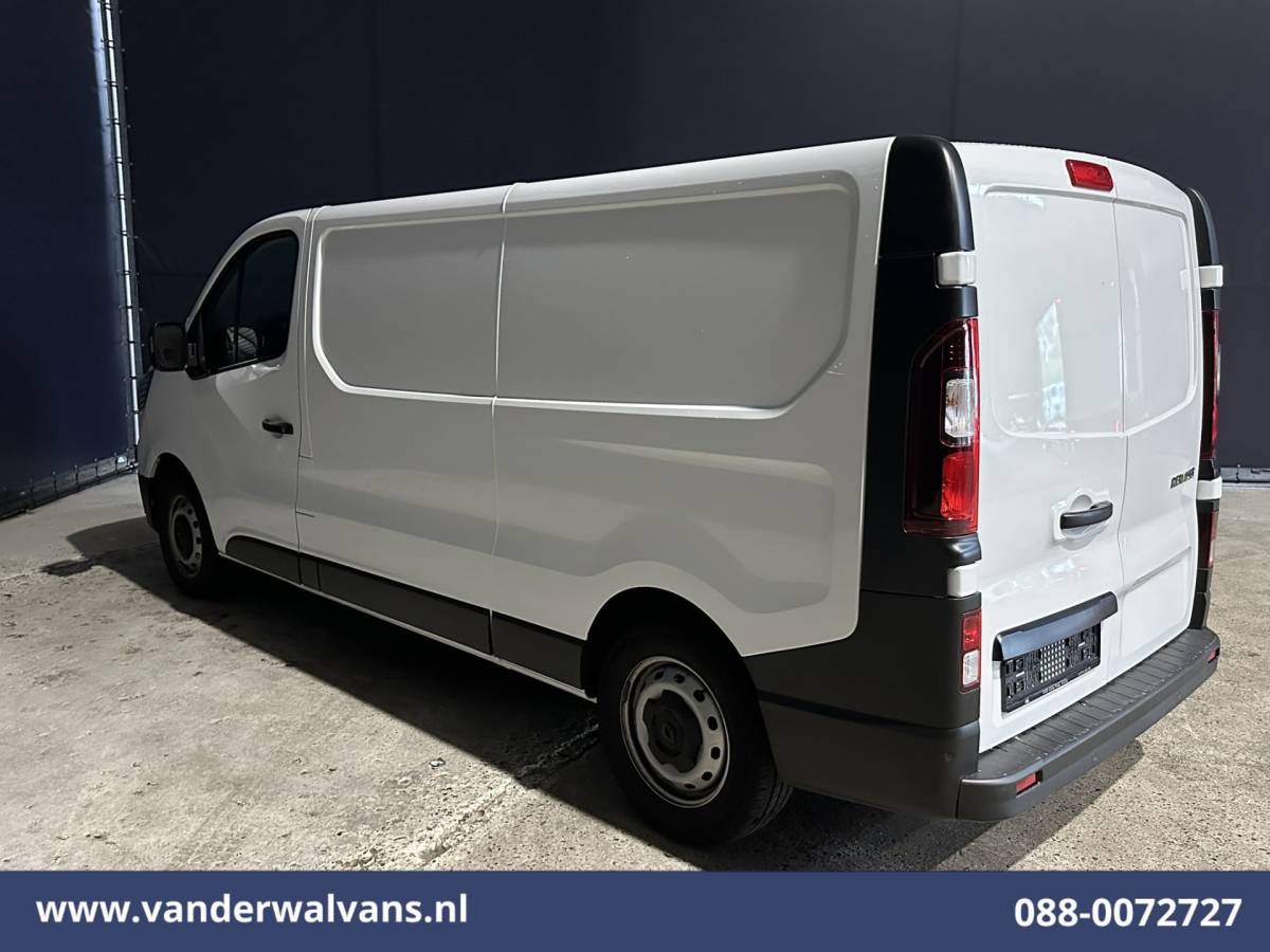 Renault Trafic Renault Trafic 2.0 dCi 130pk L2H1 Euro6 Airco | Navigatie | LED | Cruisecontrol | Parkeersensoren, Bijrijdersbank