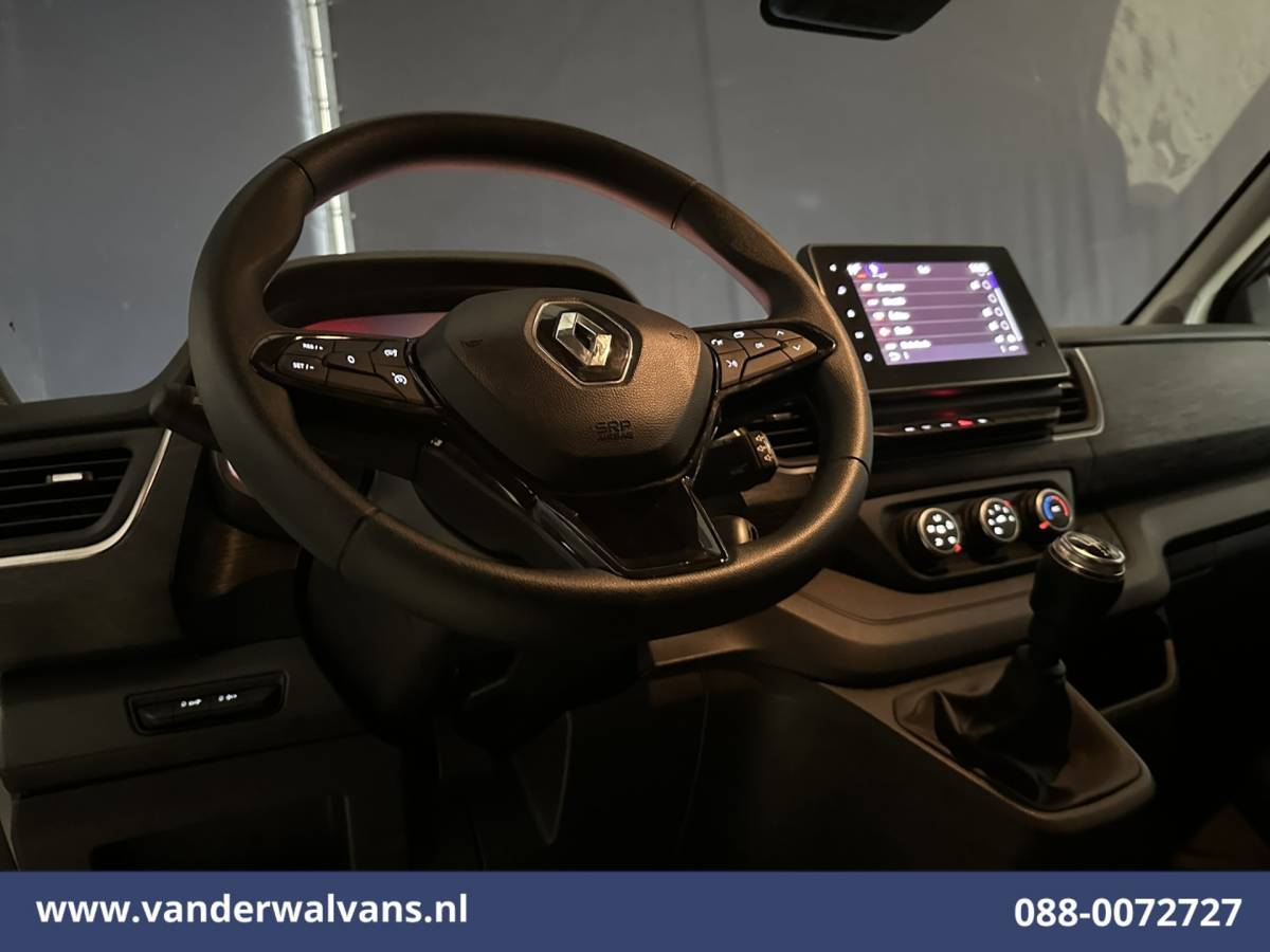 Renault Trafic Renault Trafic 2.0 dCi 130pk L2H1 Euro6 Airco | Navigatie | LED | Cruisecontrol | Parkeersensoren, Bijrijdersbank
