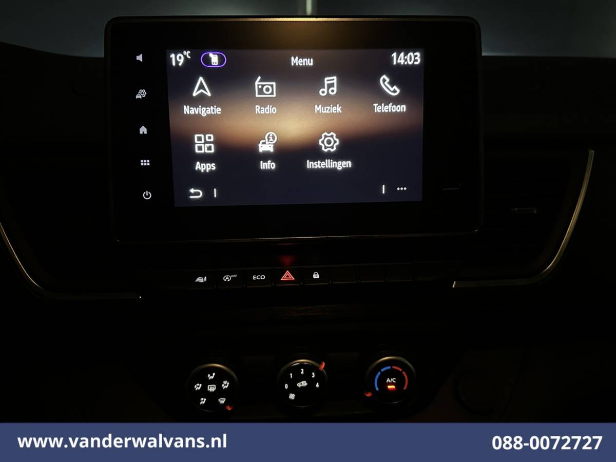 Renault Trafic Renault Trafic 2.0 dCi 130pk L2H1 Euro6 Airco | Navigatie | LED | Cruisecontrol | Parkeersensoren, Bijrijdersbank