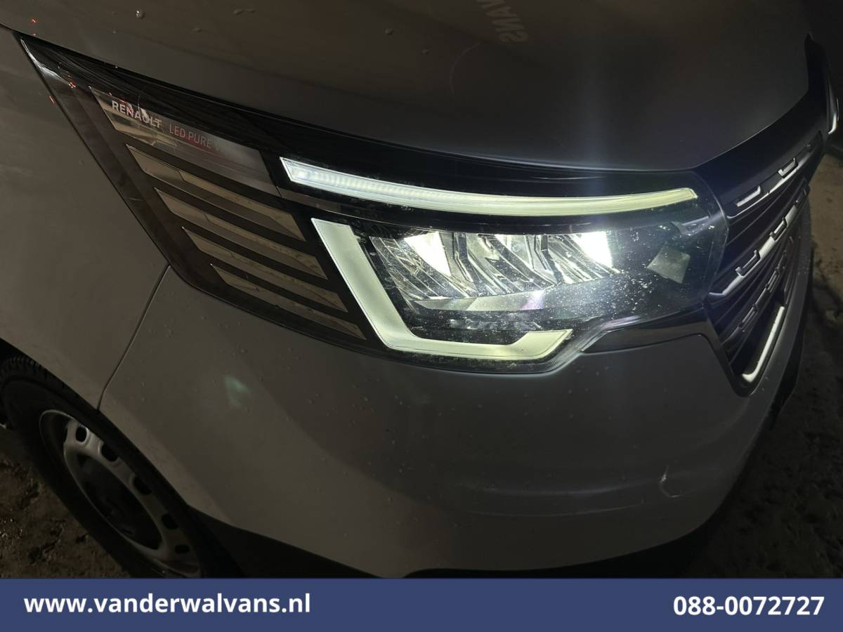 Renault Trafic Renault Trafic 2.0 dCi 130pk L2H1 Euro6 Airco | Navigatie | LED | Cruisecontrol | Parkeersensoren, Bijrijdersbank