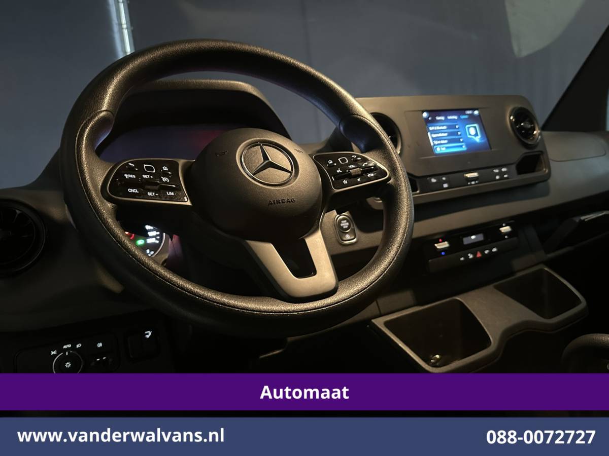 Mercedes-Benz Sprinter Mercedes-Benz Sprinter 316 CDI 164pk Automaat Bakwagen Laadklep Euro6 Airco | Apple Carplay | Cruisecontrol Android Auto, Bijrijdersbank
