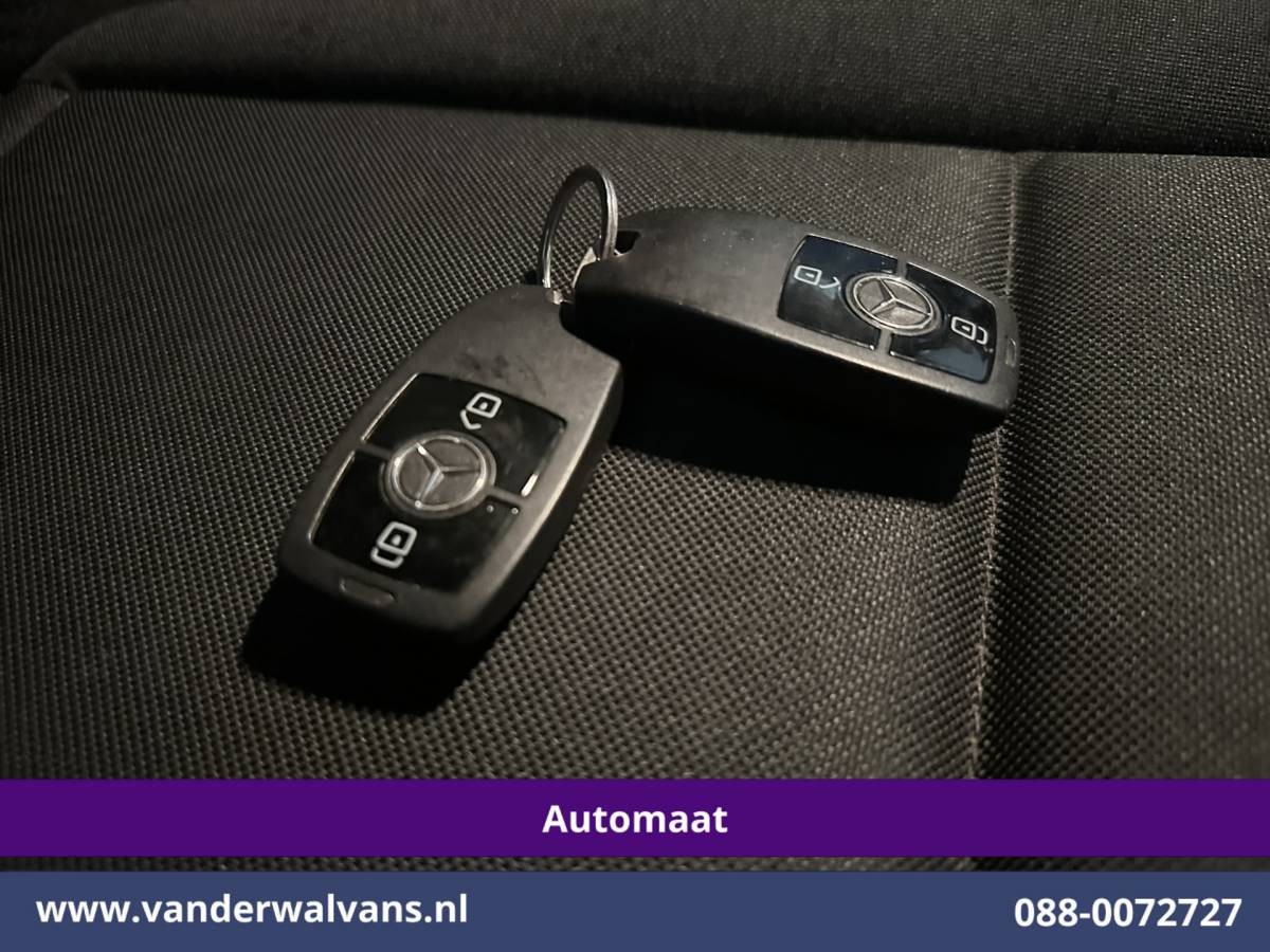 Mercedes-Benz Sprinter Mercedes-Benz Sprinter 317 CDI 170pk 9G-Tronic Automaat 3500kg Trekhaak L3H2 Euro6 Airco | Camera | Navigatie | Apple Carplay Android Auto, Bijrijdersbank